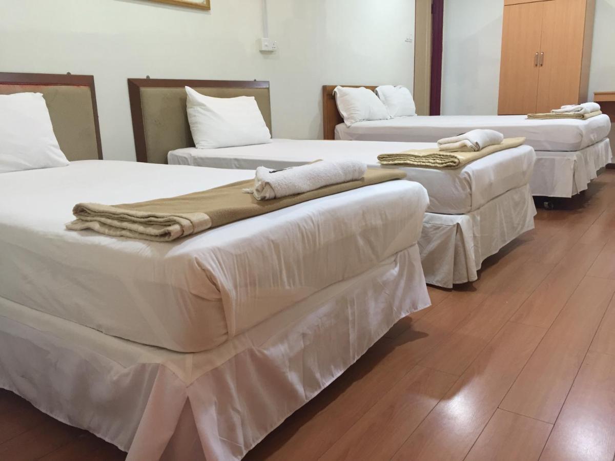 Hotel Sri Malim Танджунг-Малим Экстерьер фото